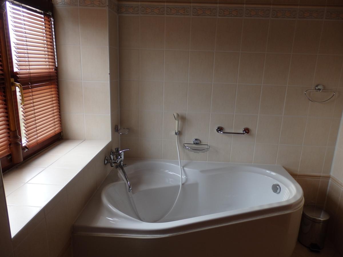 Wellness Hotel Kastiel Jaslovské Bohunice Cameră foto